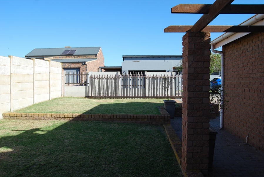 3 Bedroom Property for Sale in Vredenburg Western Cape